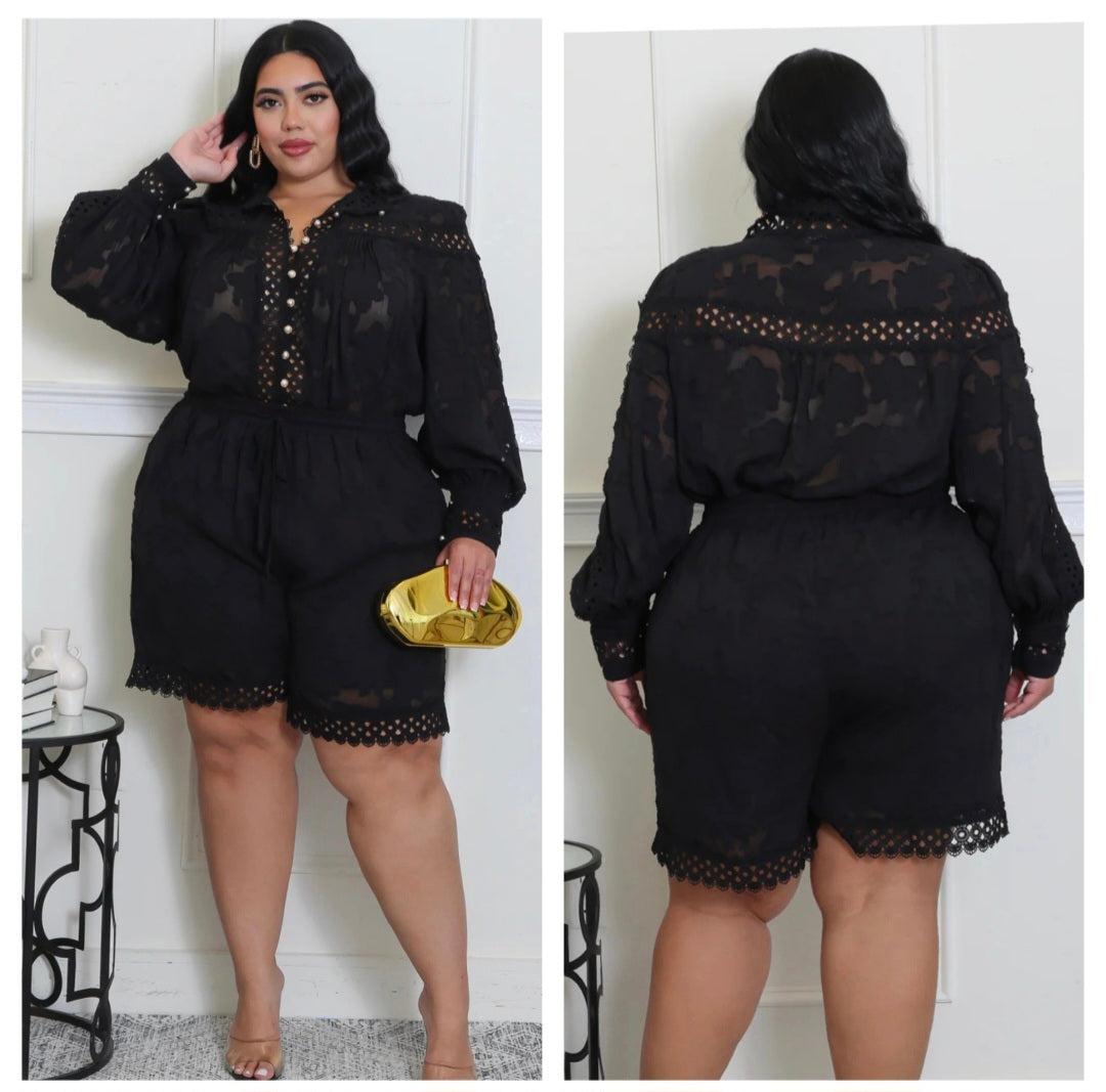 2-PIECE LACE SHORT SET