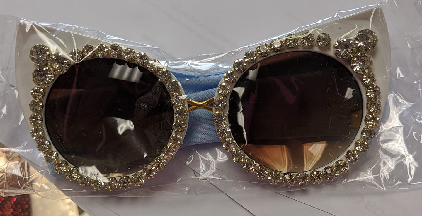 RHINESTONE CATEYE SUNGLASSES