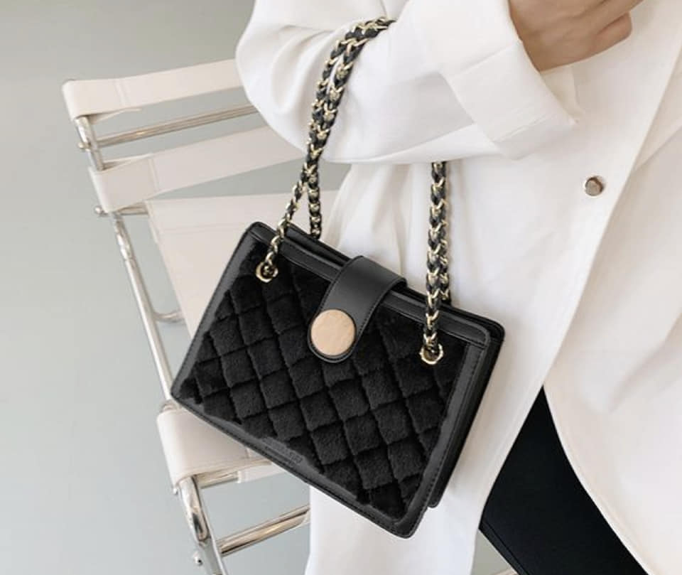 FRONT FAUX CHAIN SHOULDER BAG WITH SCARF