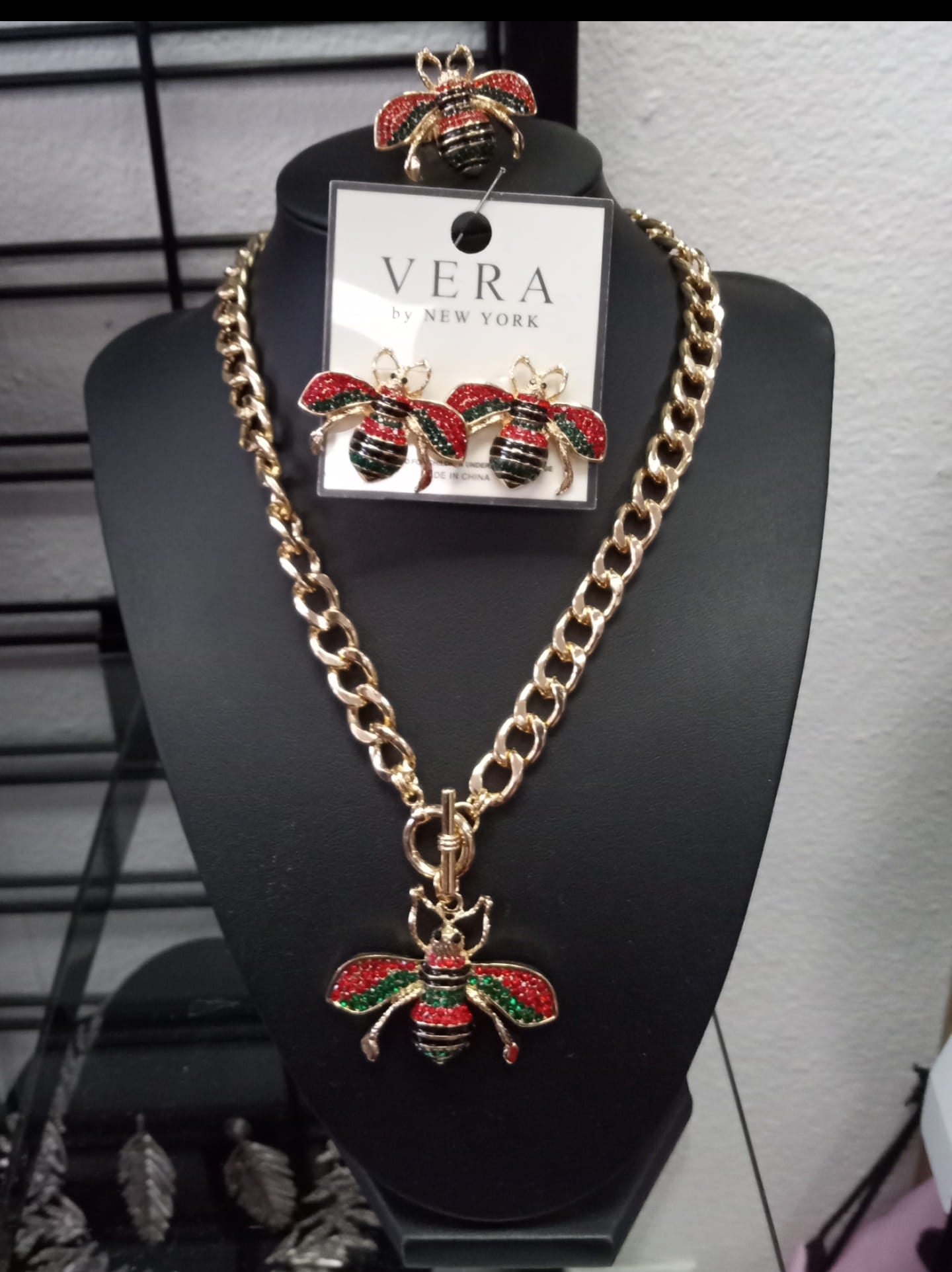DESIGNER INSPIRED BUMBLE BEE NECKLACE, EARRING & RING SET (GUCCI)