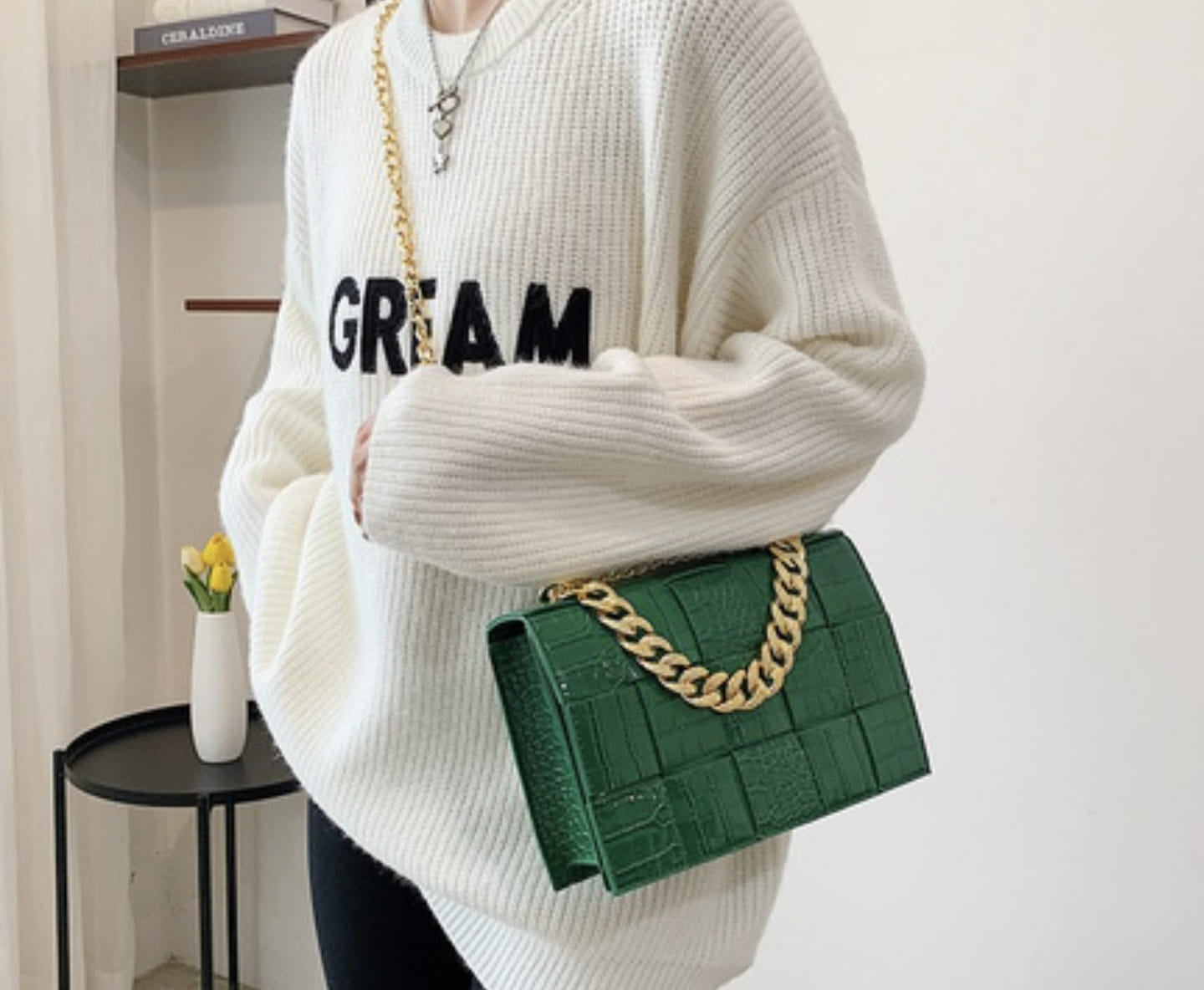 TRENDY WOVEN CHAIN MESSENGER BAG