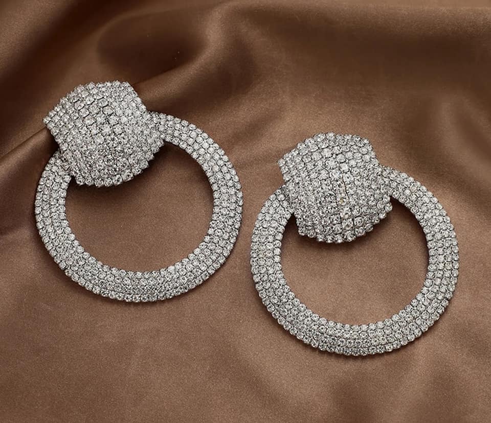 CIRCULAR RHINESTONE STATEMENT EARRINGS