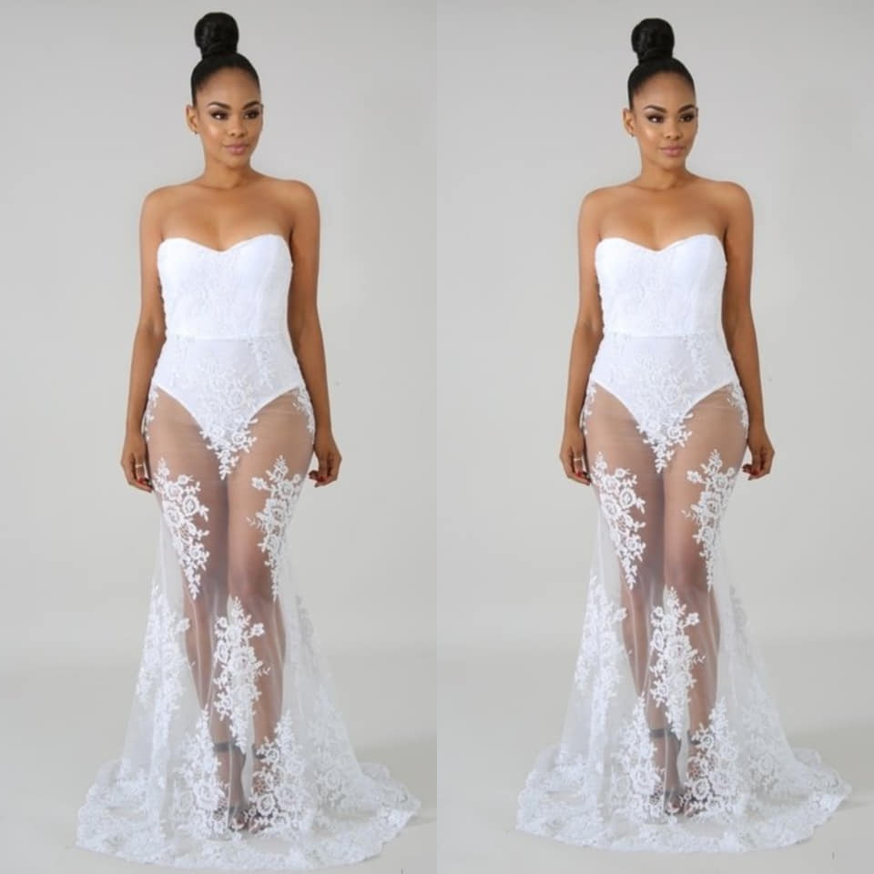 SWEETHEART LACE MAXI DRESS