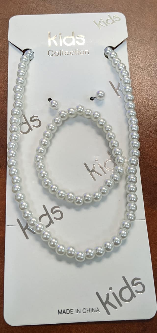 GIRLS PEARL NECKLACE SET