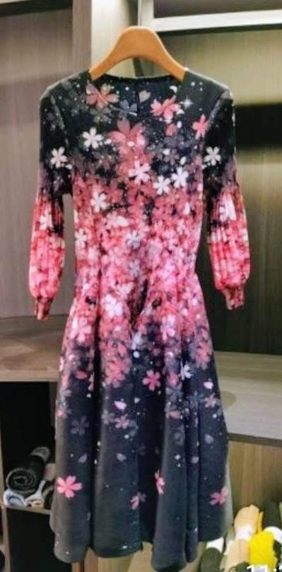 FLORAL BOUNCE DRESS  (FITS - SMALL-3X)