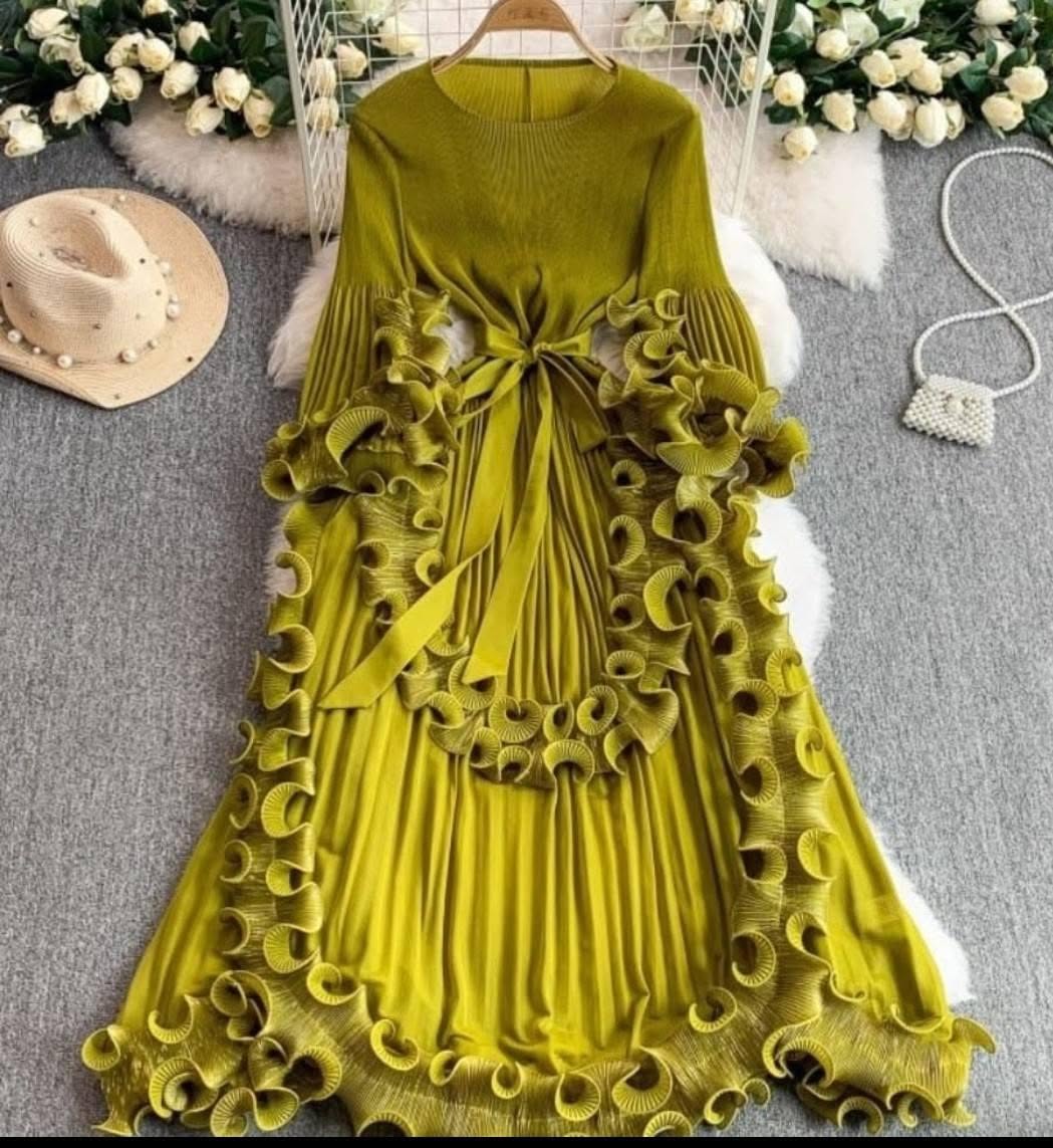DOUBLE RUFFLE STATEMENT DRESS (FITS -SMALL-3X)