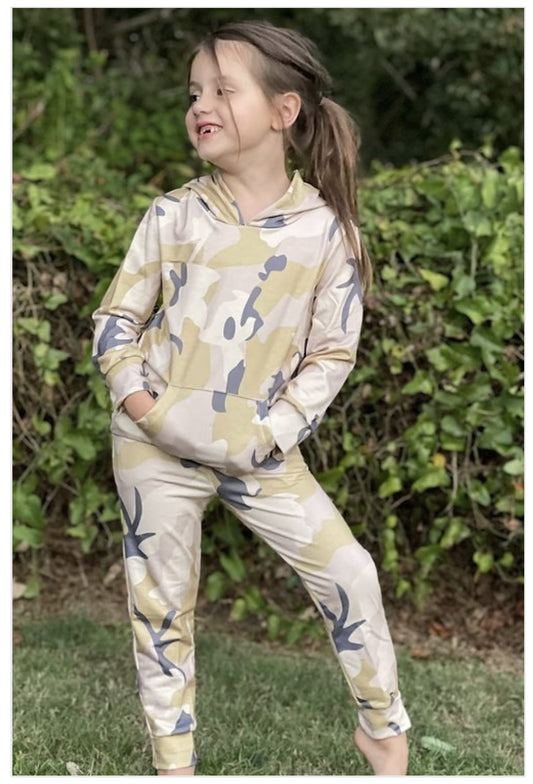 CAMO PRINTED HOODIE SET