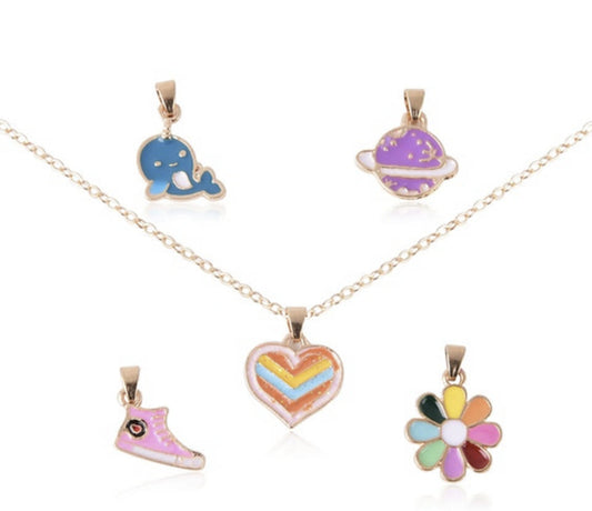 HEART CHARM NECKLACE SET