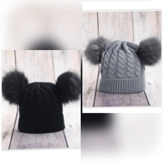 2-POM POM WOOL HATS