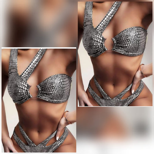 2-PIECE SNAKESKIN OBLIQUE SWIMSUIT