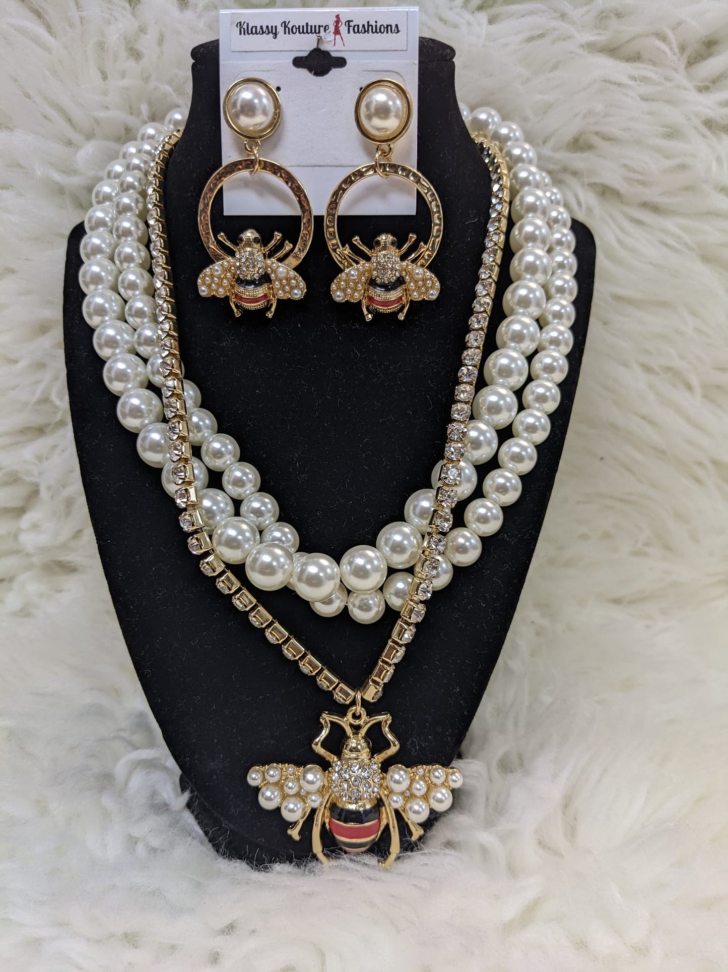 BUMBLE BEE PEARL NECKLACE SET #2