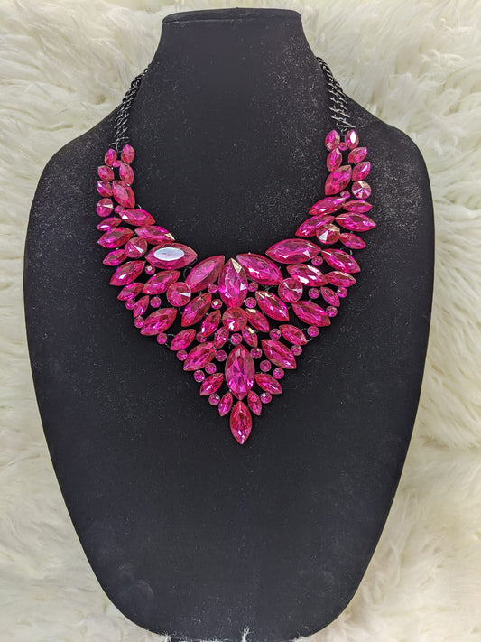 PINK STATEMENT NECKLACE