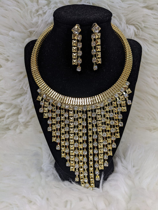 TASSEL METAL NECKLACE SET