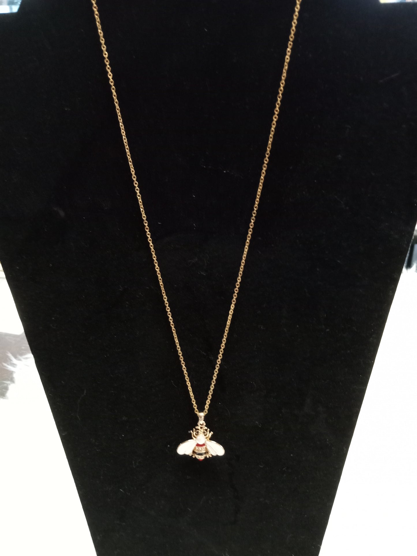 BUMBLE BEE NECKLACE