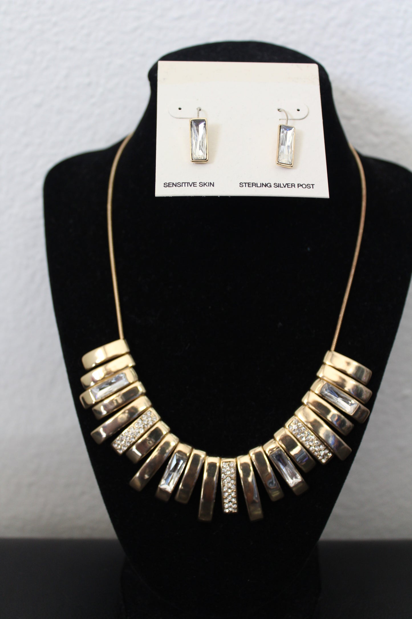 PIANO NECKLACE SET